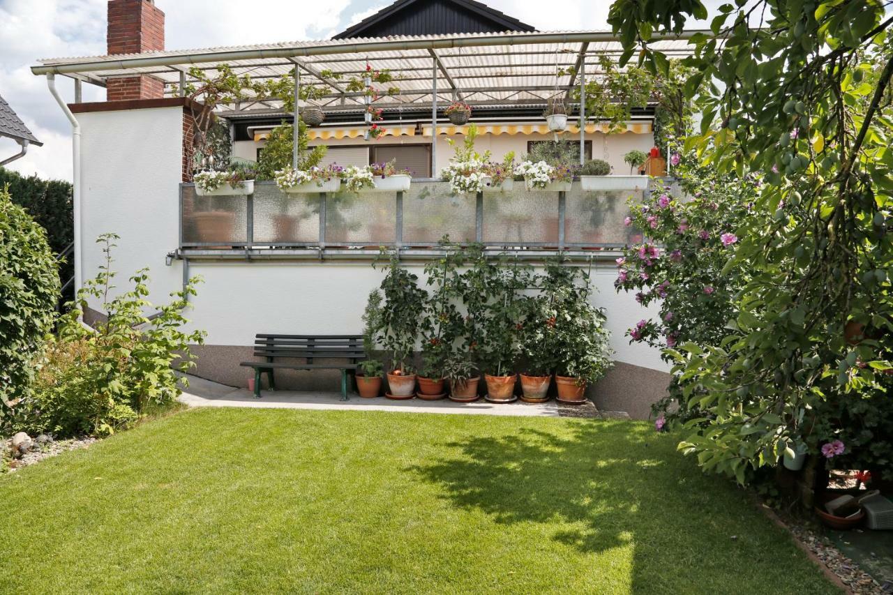 Gaestehaus Schaefer Bensheim Bagian luar foto